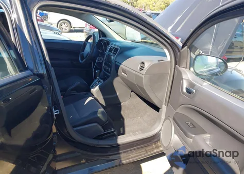 2010 Dodge Caliber Mainstreet z USA, uszkodzony, nr VIN 1B3CB3HA6AD568514